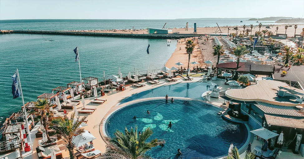 NosoloÁgua Beach Club, a beach club in Albufeira, Portugal