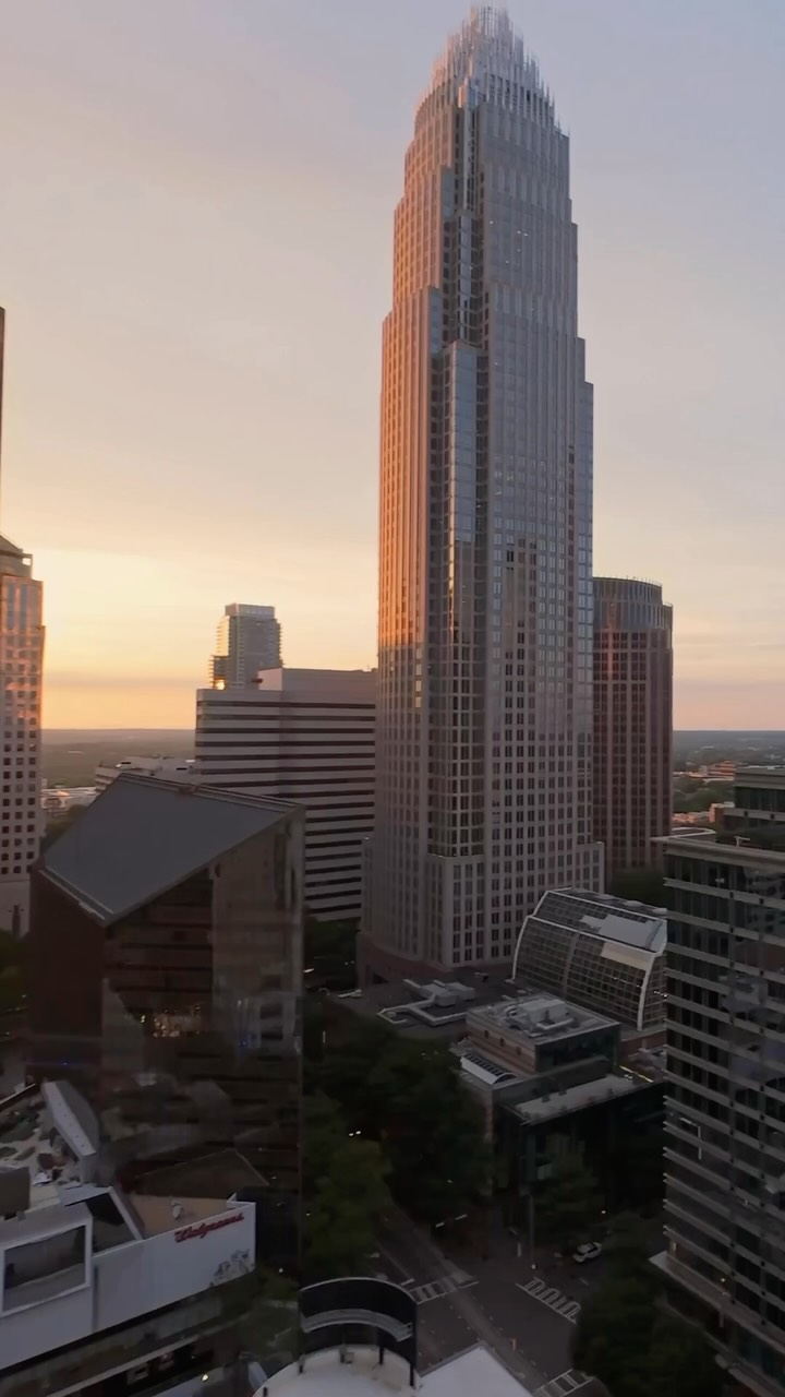 Video 4 from Nuvolé Rooftop TwentyTwo