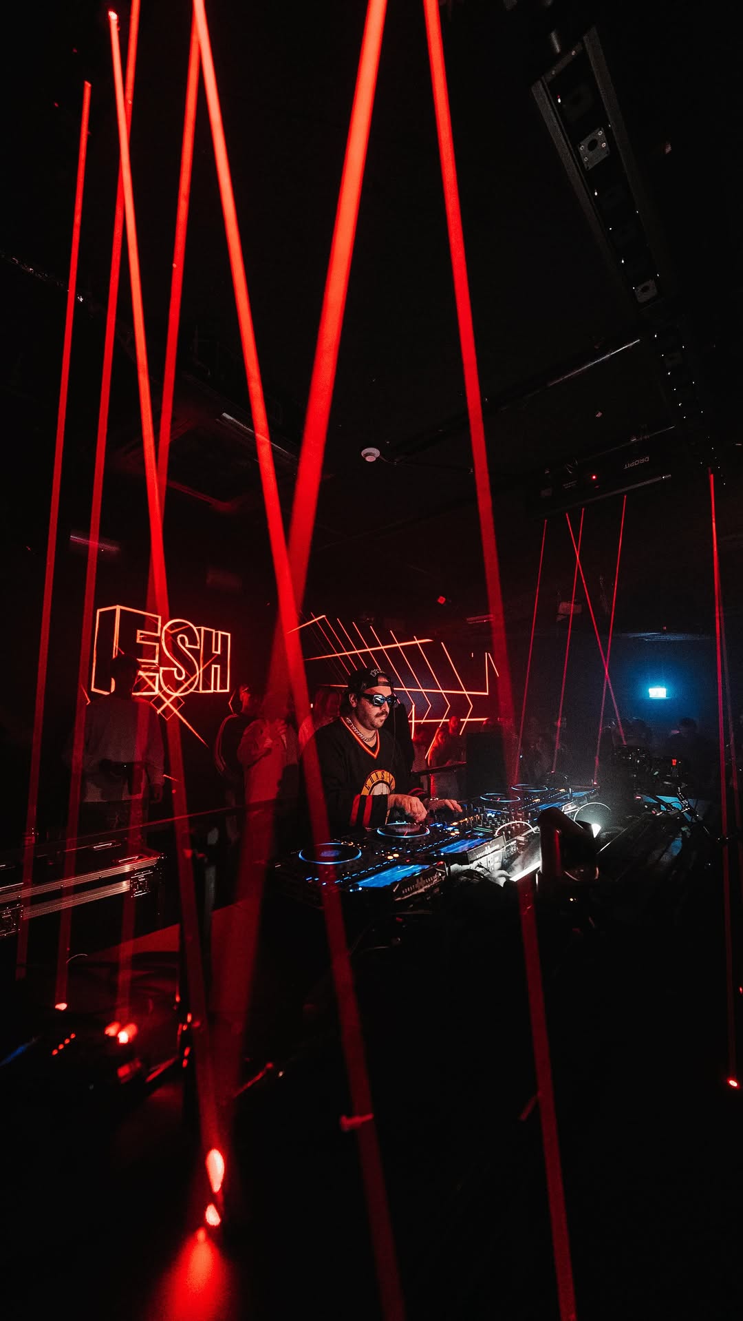 Video 4 from O Klub