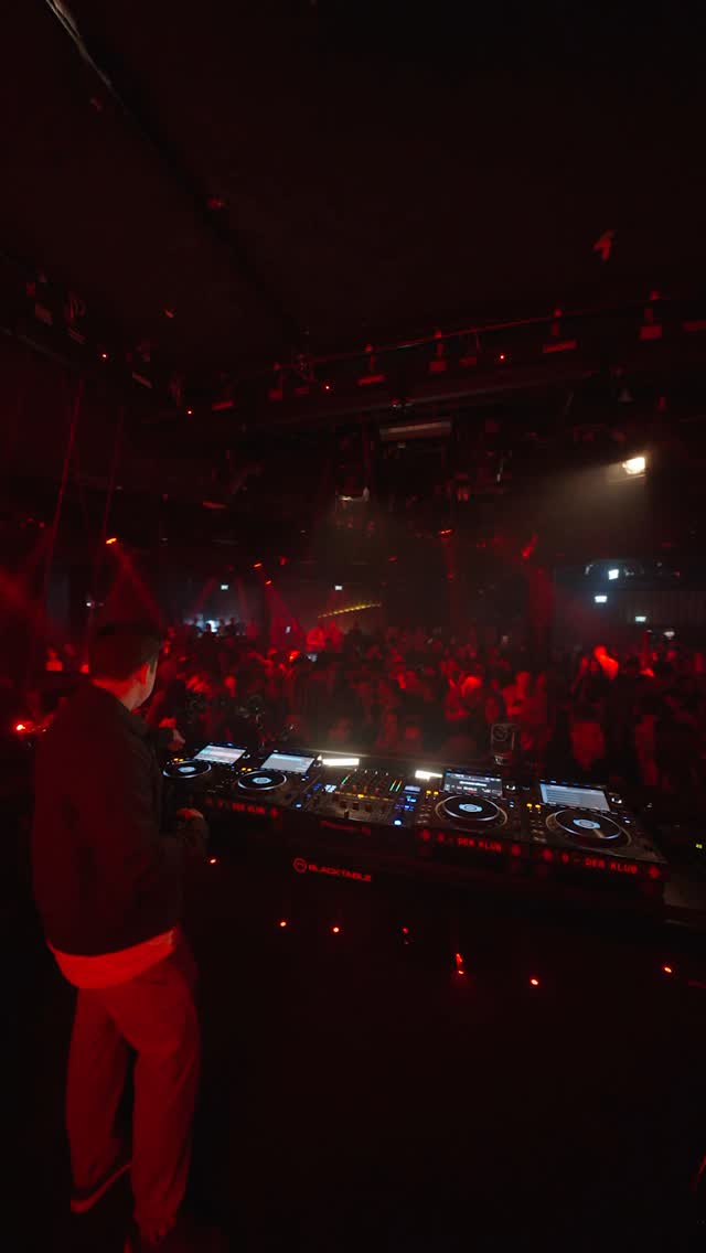 Video 7 from O Klub