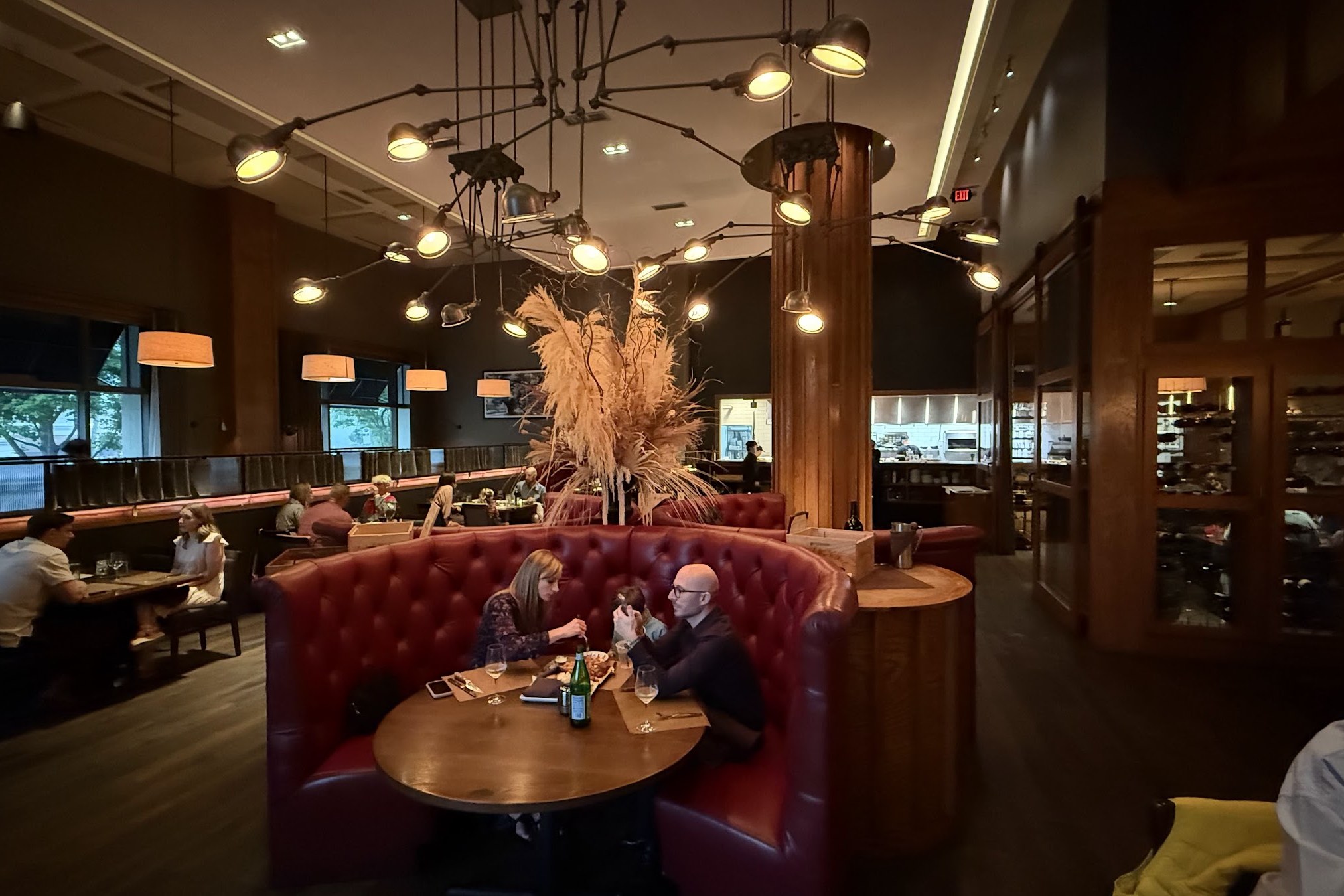 Oak Steakhouse, a restaurant in Charlotte, USA — photo 3