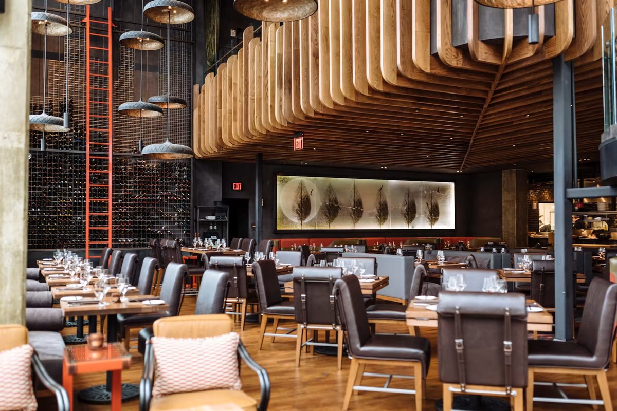Oak Steakhouse, a restaurant in Nashville, USA — photo 2