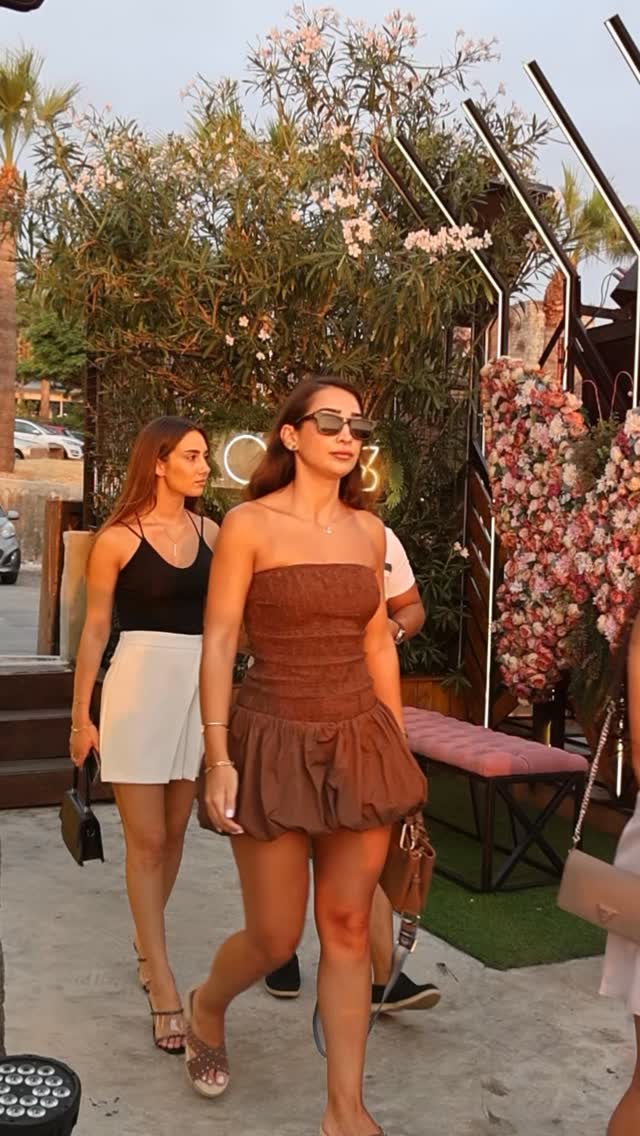 Video 8 from Oasis Beach