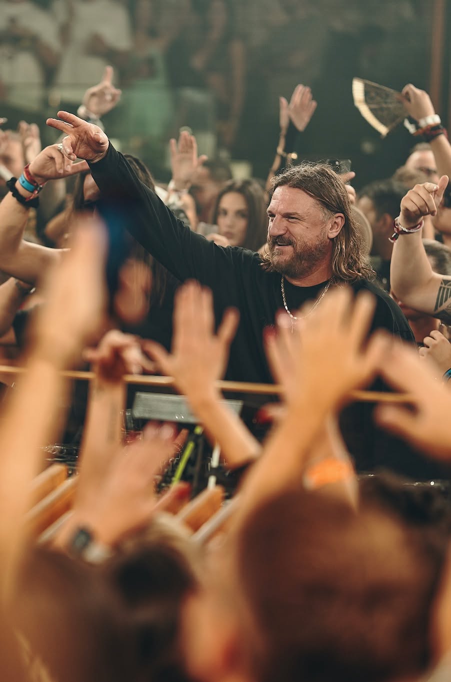 Video 8 from Pacha
