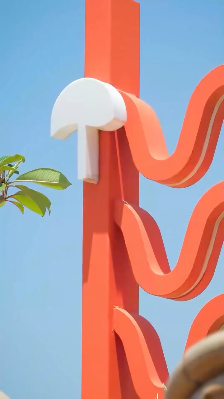 Video 4 from Parasol