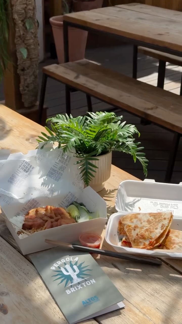 Video 7 from Pergola 