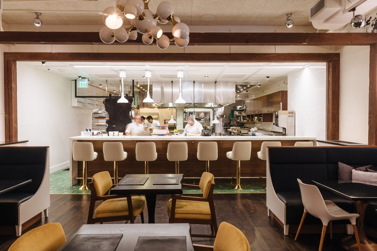 Pineapple and Pearls, a restaurant in Washington, D.C., USA — photo 3