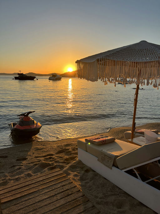 Pinky Beach, a beach club in Mykonos, Greece