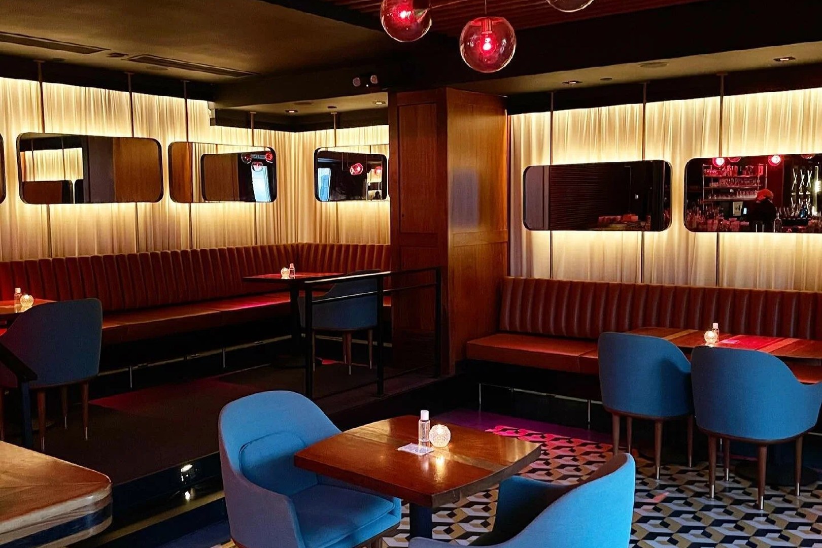 R&D, a bar in Philadelphia, USA — photo 3