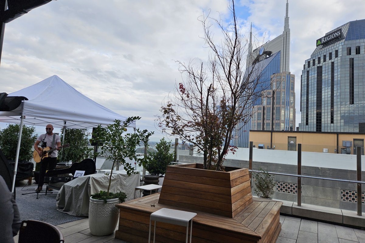 Rare Bird, a rooftop in Nashville, USA — photo 5