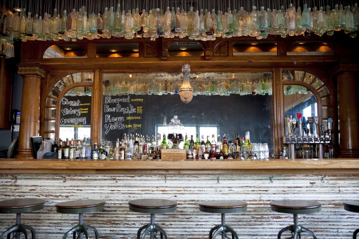 Revolution House, a restaurant in Philadelphia, USA — photo 3