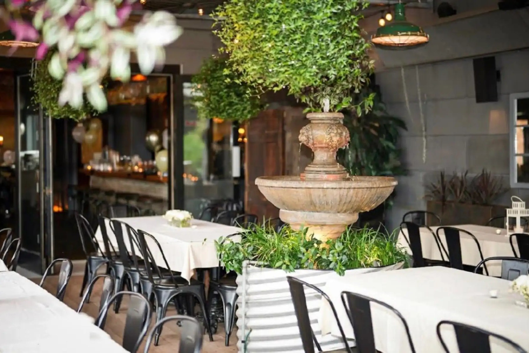 Revolution House, a restaurant in Philadelphia, USA — photo 2