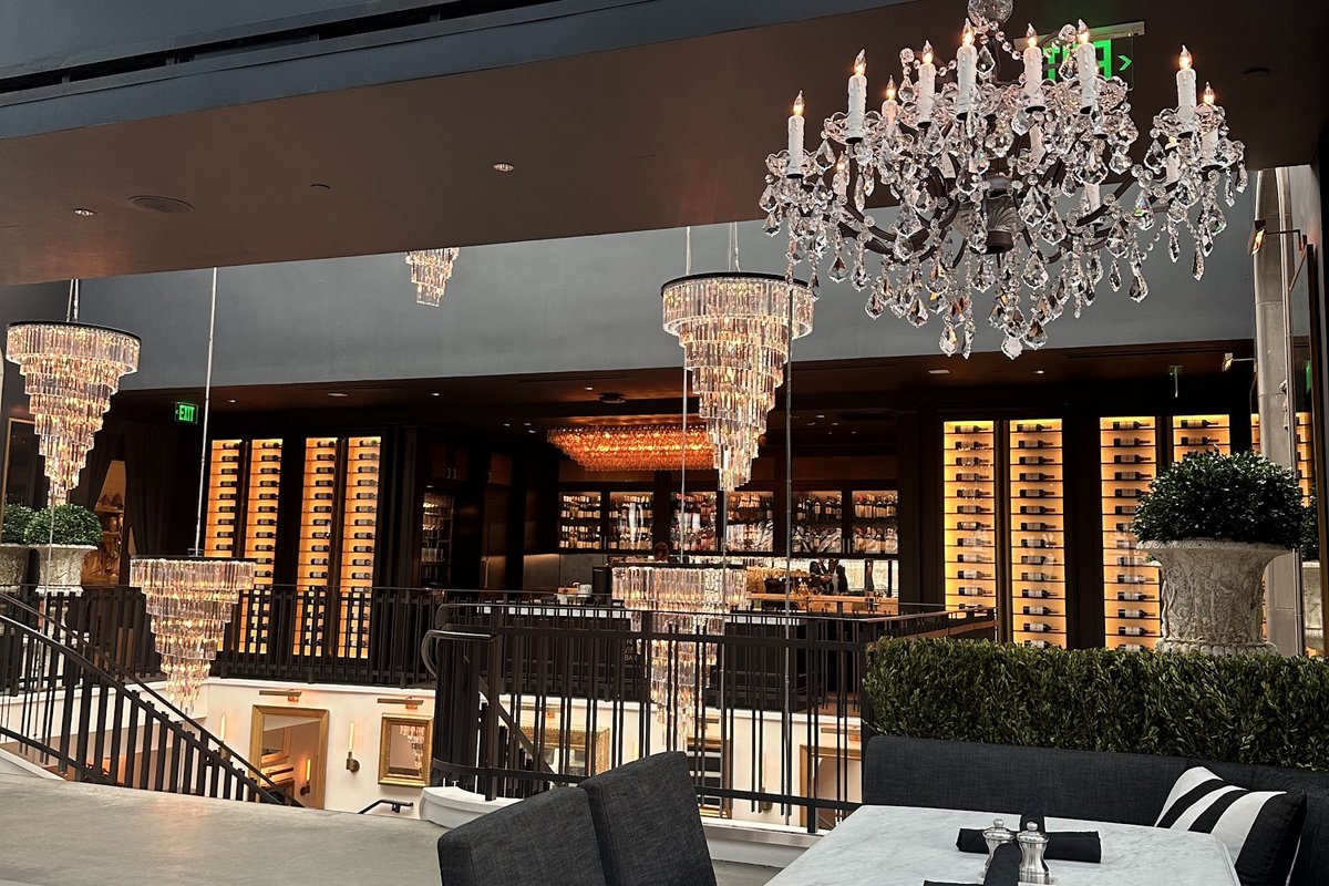 RH Rooftop Restaurant, a rooftop in Charlotte, USA — photo 2