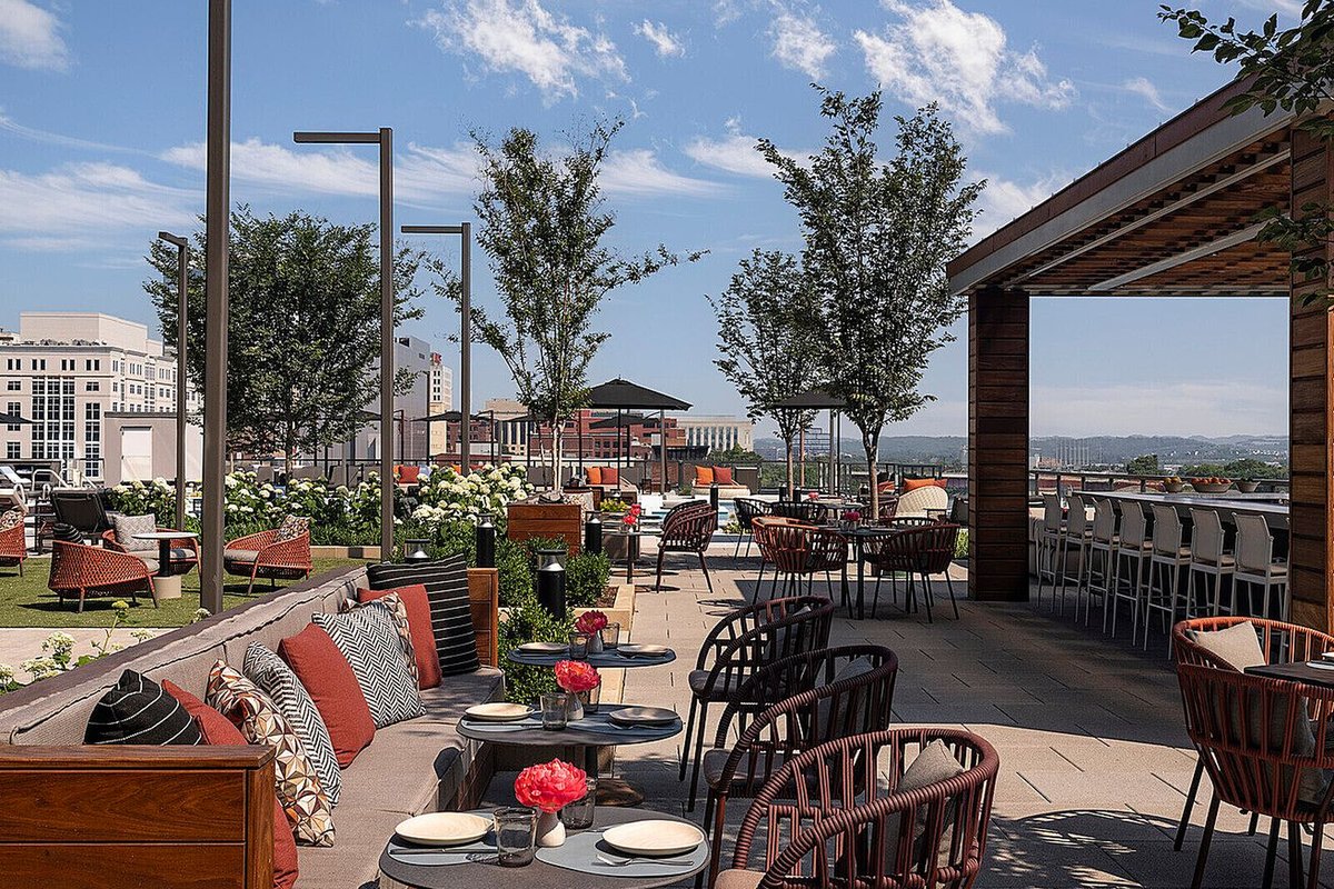 Rivière Rooftop, a rooftop in Nashville, USA — photo 1