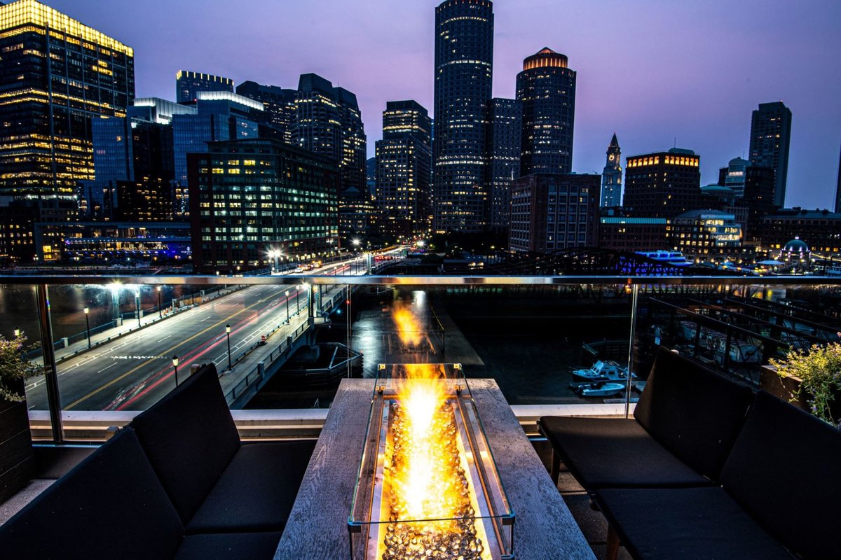 Rooftop at The Envoy, a rooftop in Boston, USA — photo 1