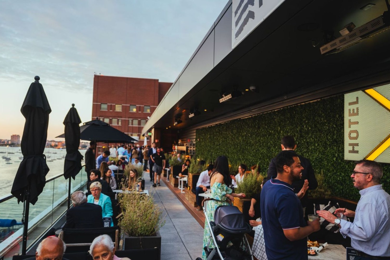 Rooftop at The Envoy, a rooftop in Boston, USA — photo 5