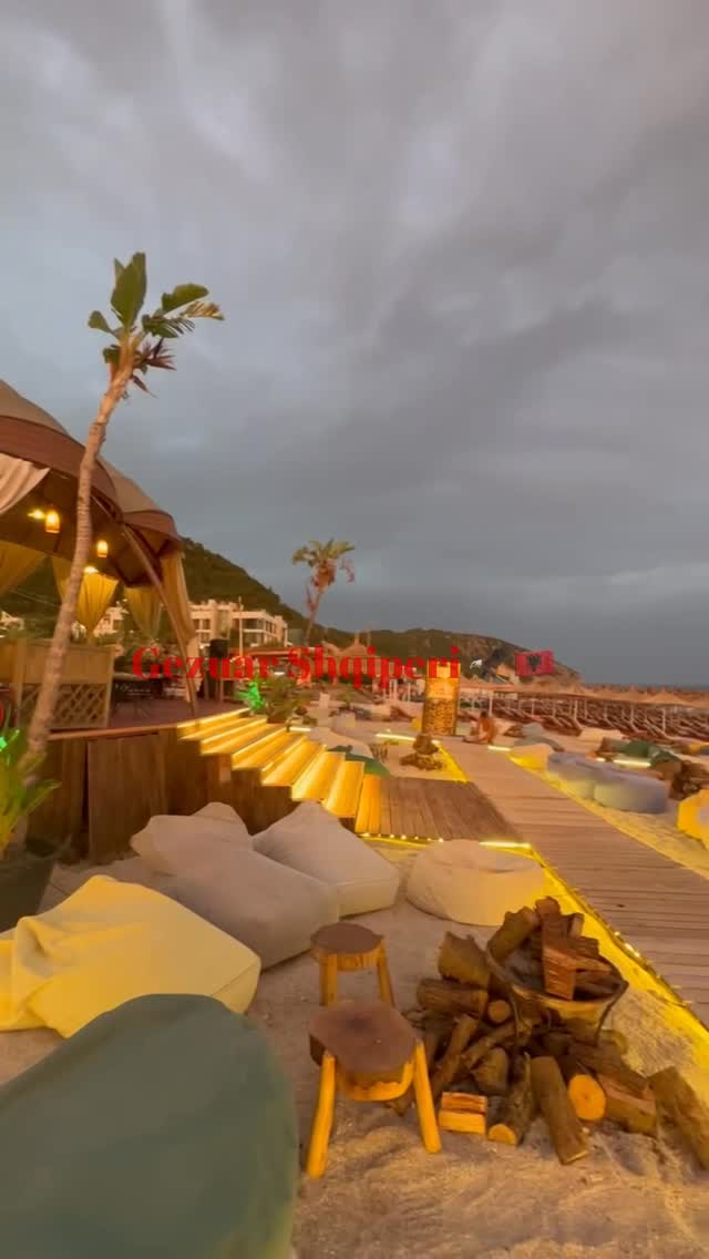 Video 2 from Salinas Beach Bar