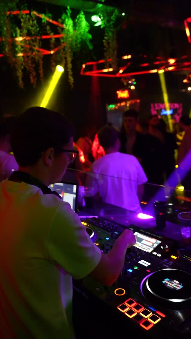 Video 8 from Sensation