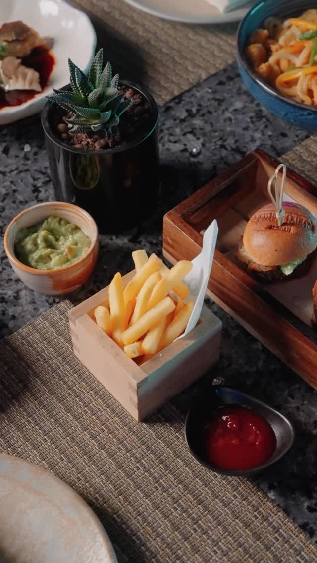 Video 5 from Siddharta Lounge