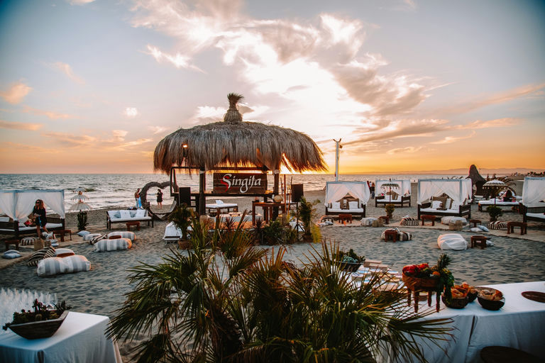 Singita Miracle Beach, a restaurant in Rome, Italy