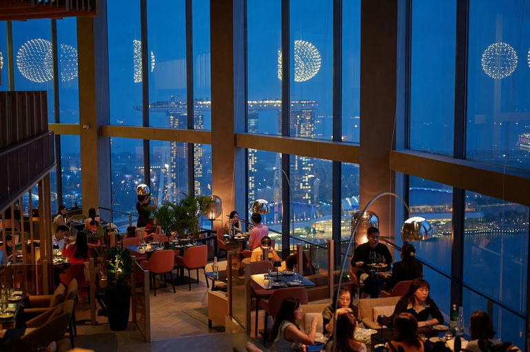 SKAI Bar, a restaurant in Singapore, Singapore