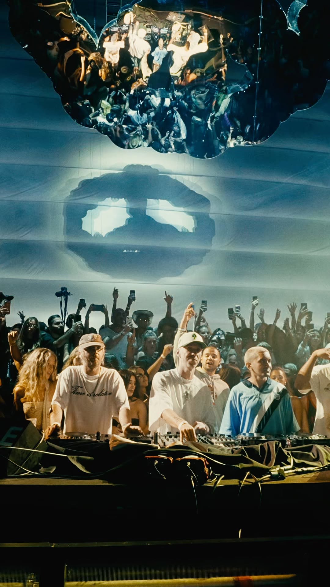 Video 5 from Sky Club  