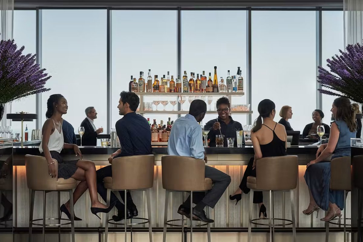 SkyHigh, a restaurant in Philadelphia, USA — photo 3