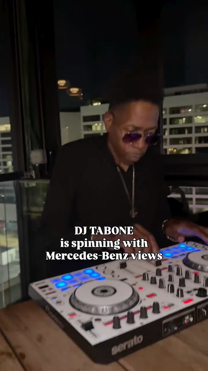 Video 2 from SkyLounge