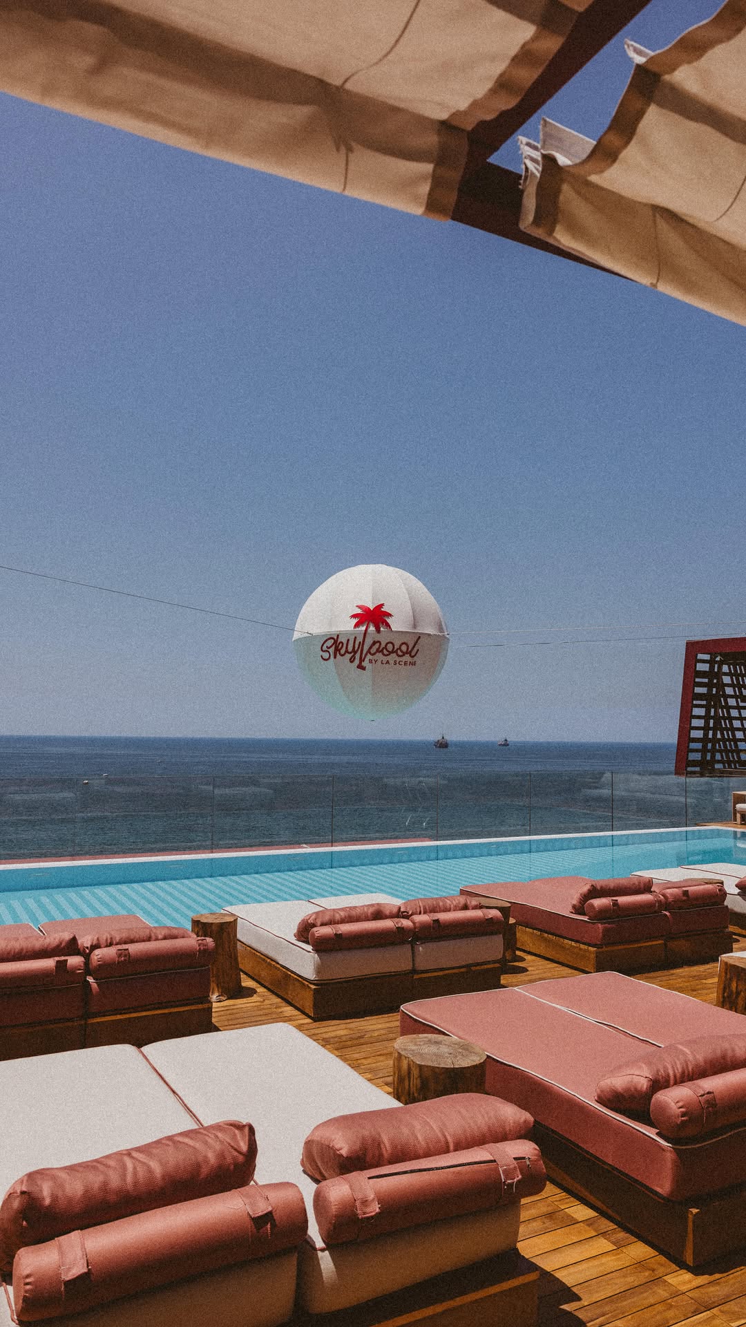 Video 1 from Skypool by La Scene