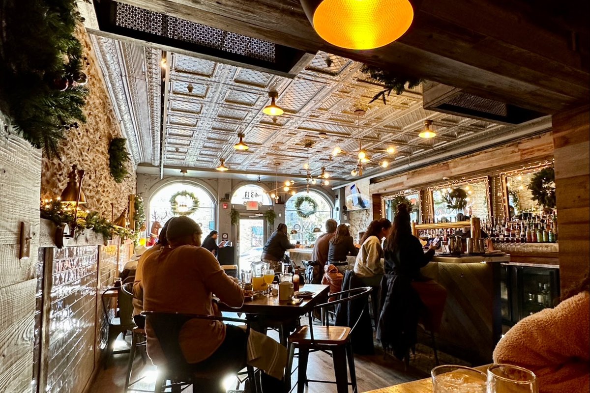 SOMO Manayunk, a restaurant in Philadelphia, USA — photo 1