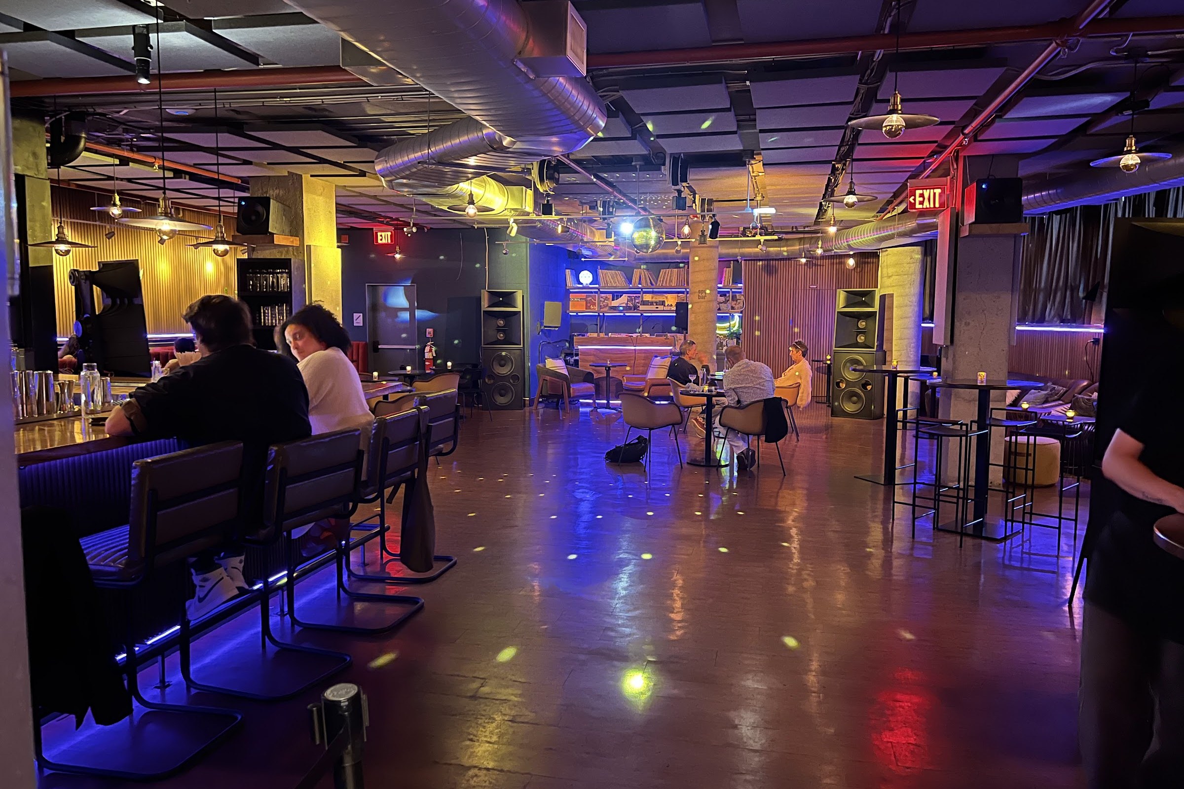 Spy Bar, a night club in Boston, USA — photo 3