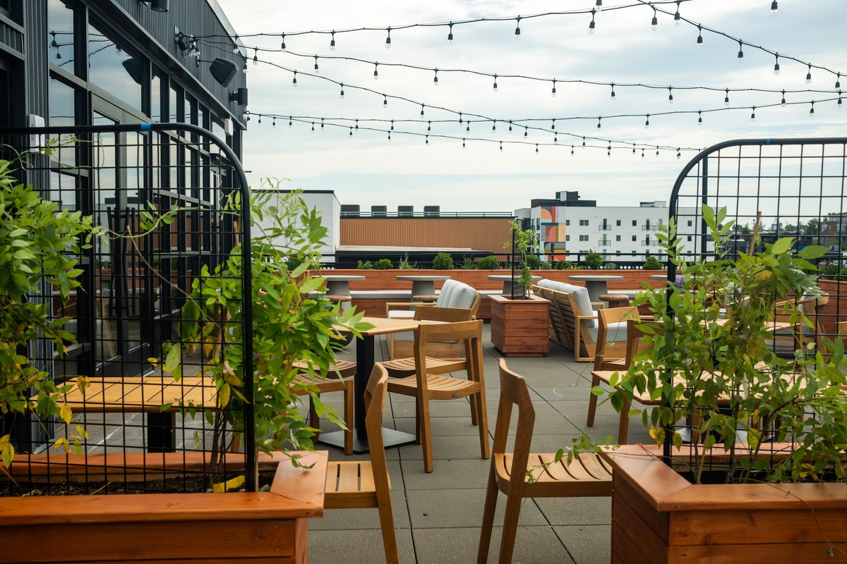 Tall Tales Rooftop Bar, a rooftop in Nashville, USA — photo 1