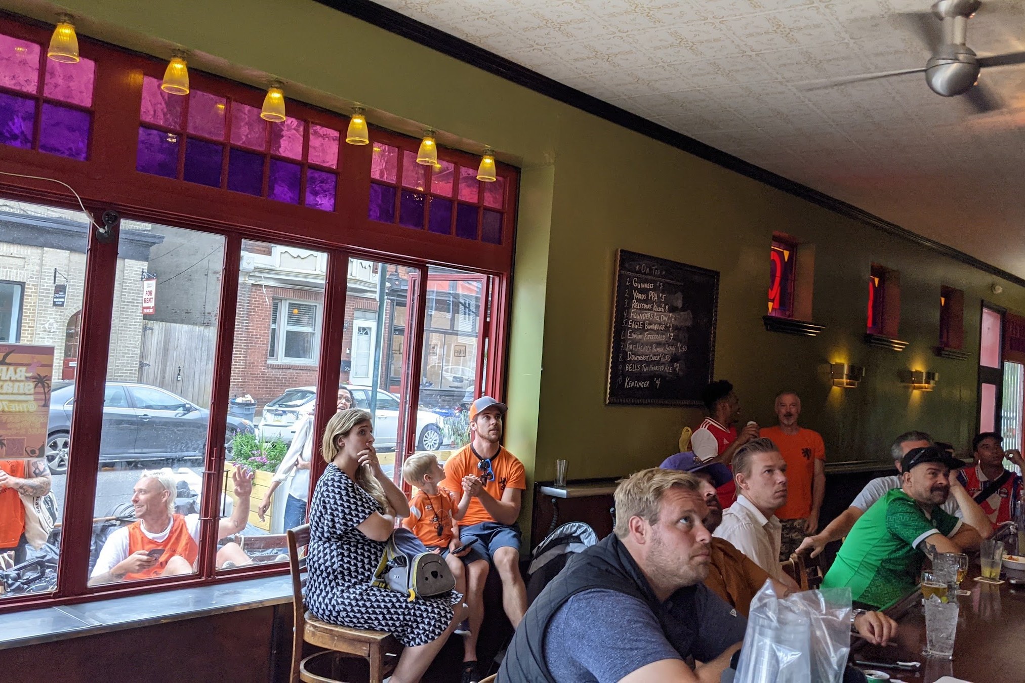 The 700, a bar in Philadelphia, USA — photo 5