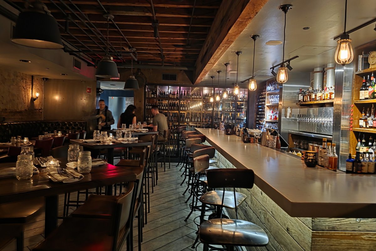 The Cellar at Duckworth's, a bar in Charlotte, USA — photo 1