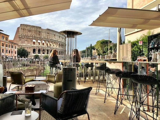 The Court Bar, a restaurant in Rome, Italy