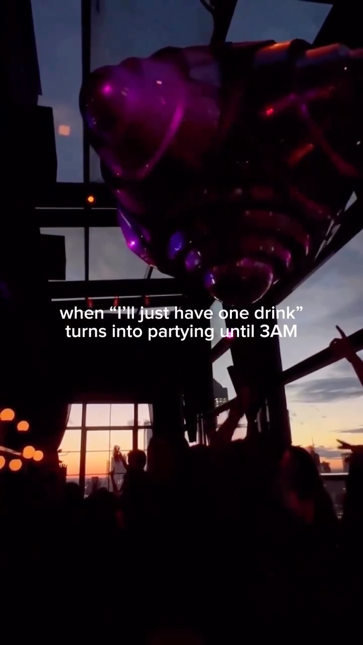 Video 4 from The Fleur Room at Moxy Chelsea
