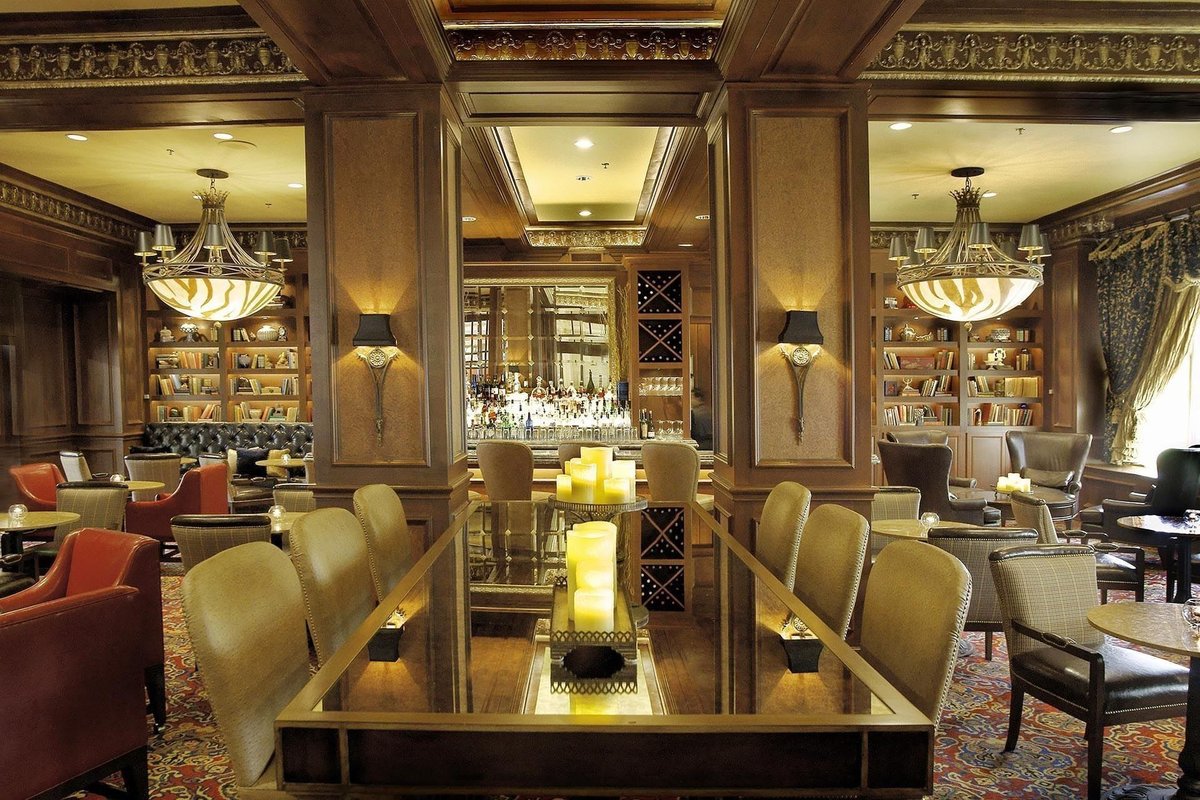 The Library, a bar in Dallas, USA — photo 1