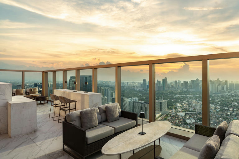 The Peak, a restaurant in Manila, Philippines