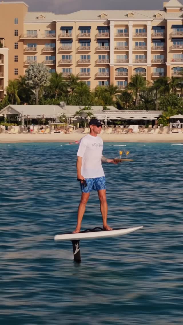 Video 2 from The Ritz-Carlton Lounge