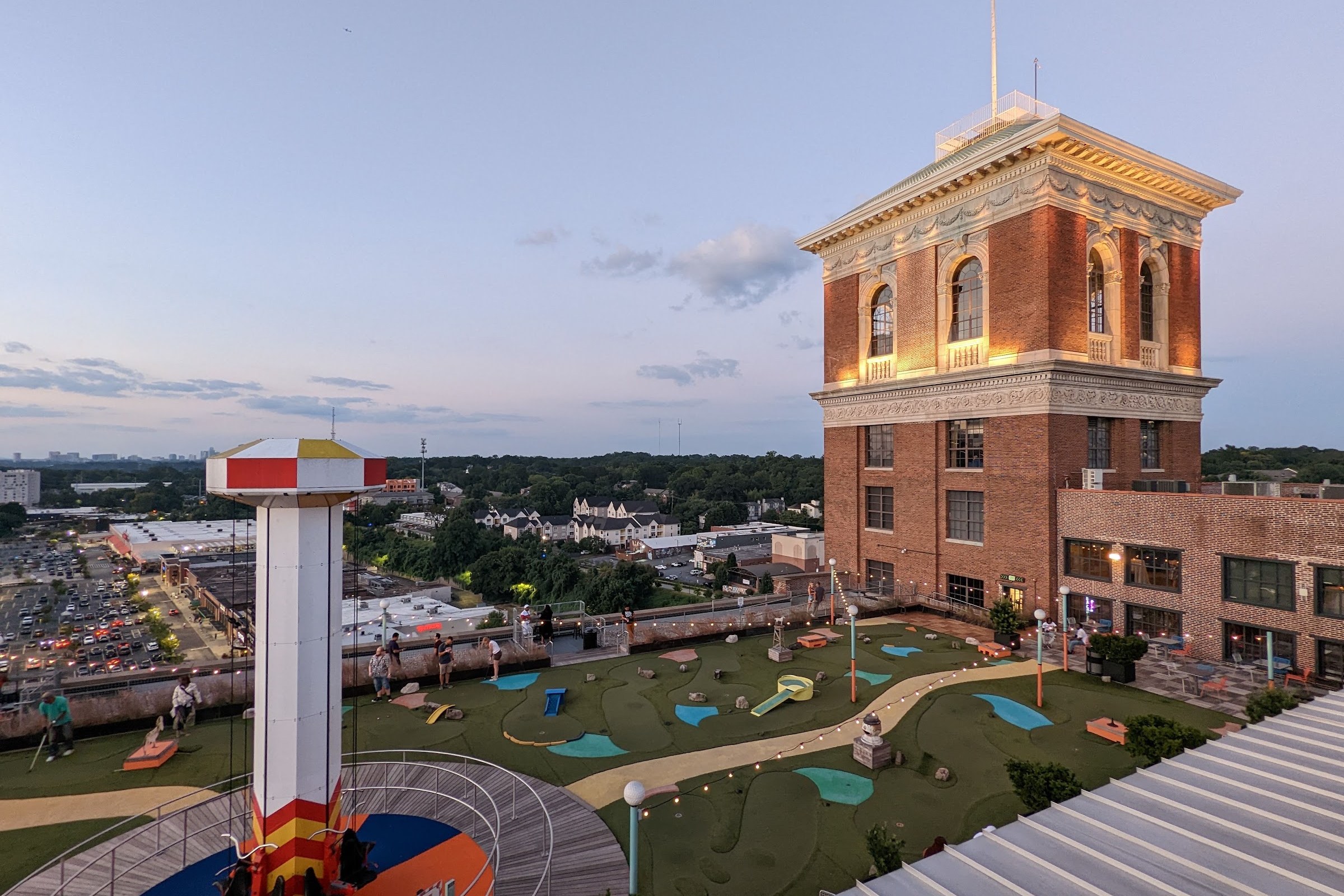 The Roof at Ponce City Market, a rooftop in Atlanta, USA — photo 4