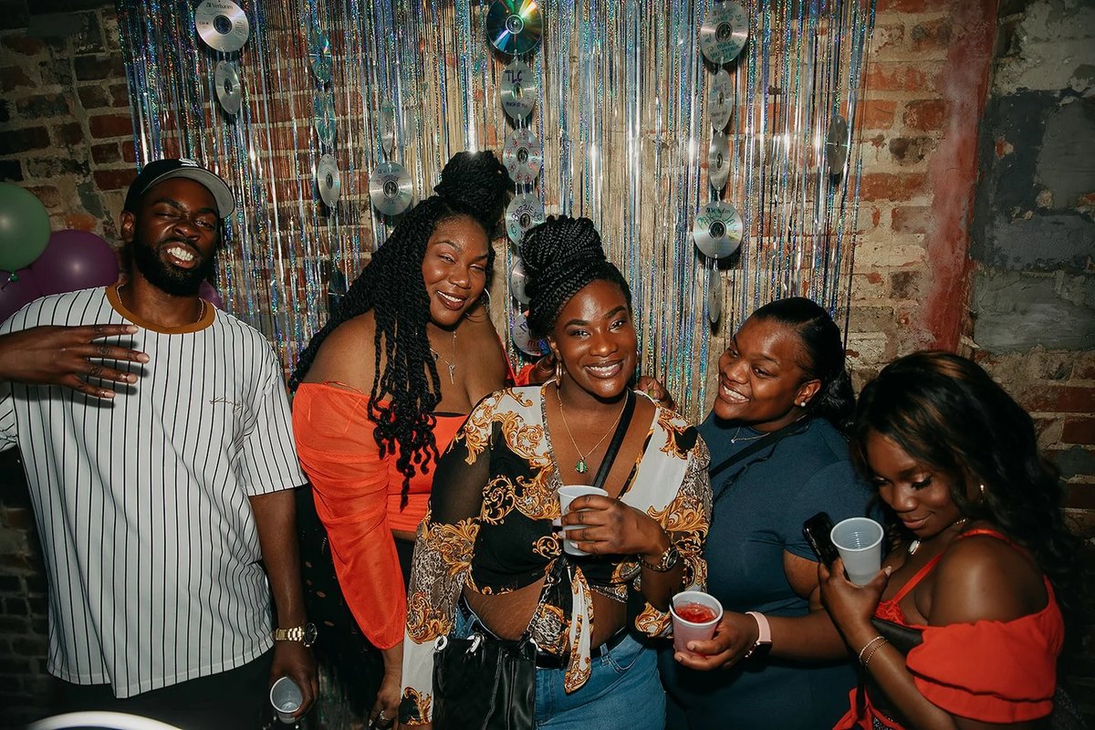 Tilt on Trade, a bar in Charlotte, USA — photo 1
