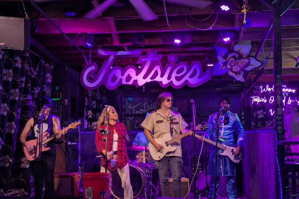 Tootsies Orchid Lounge, a bar in Nashville, USA — photo 1