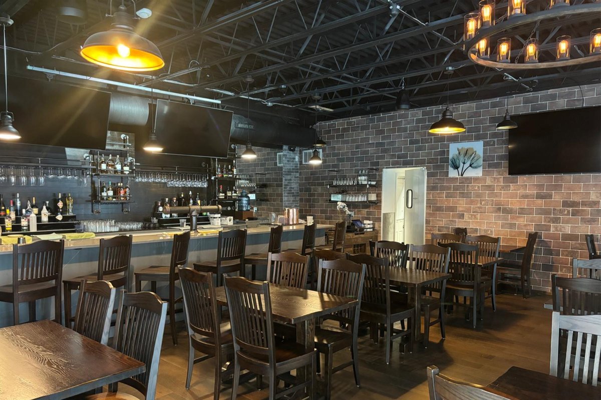 Topside Tavern, a restaurant in Philadelphia, USA — photo 3