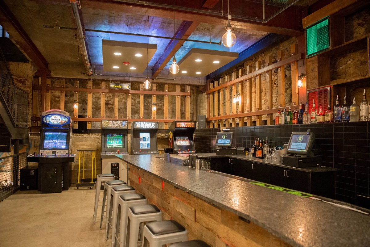 U-Bahn, a bar in Philadelphia, USA — photo 3