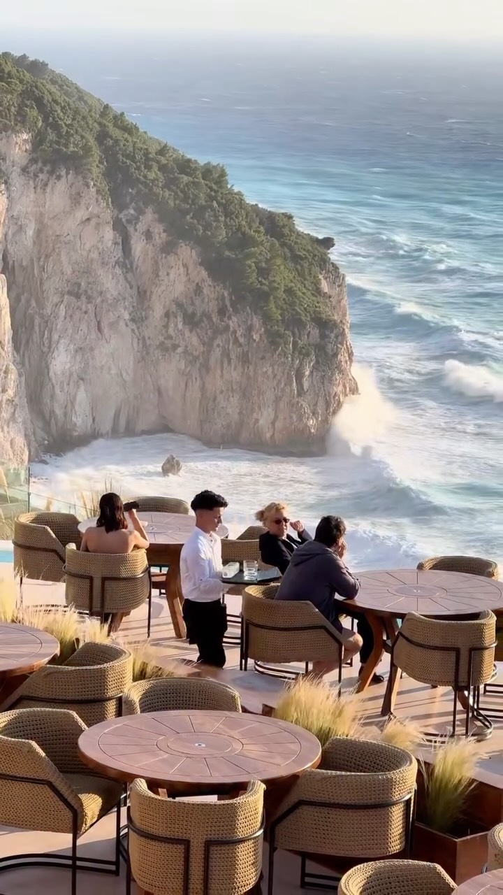 Video 5 from Utopia Sunset Bar