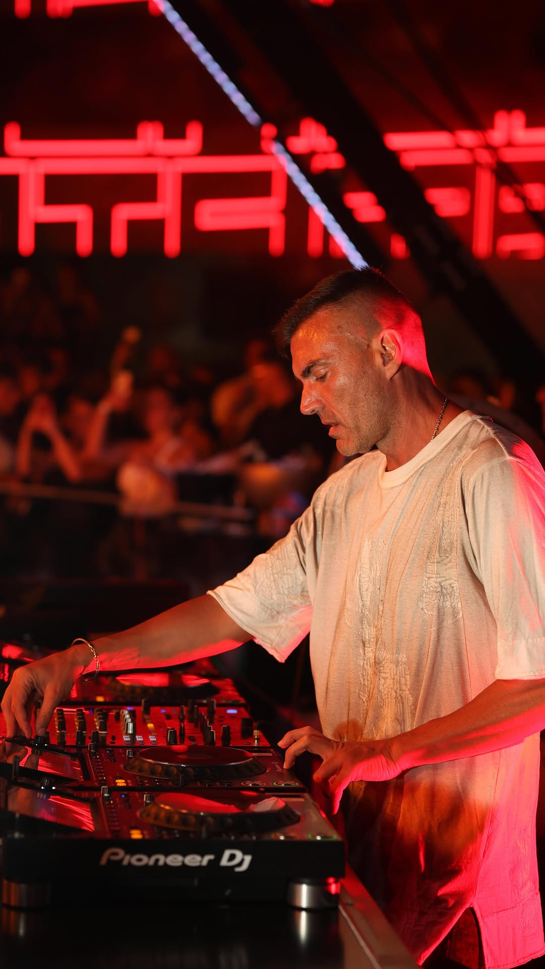 Video 7 from VEGA Discoteque