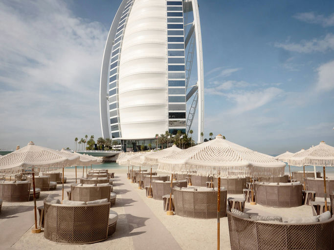 Verde Beach, a beach club in Dubai, UAE — photo 1