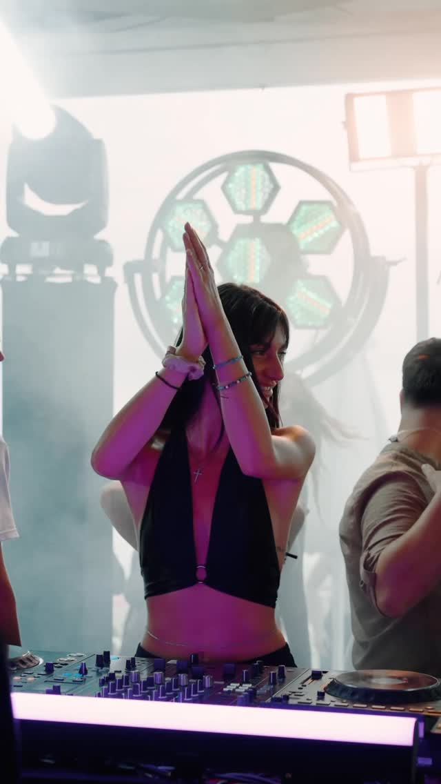 Video 4 from Verde Blu