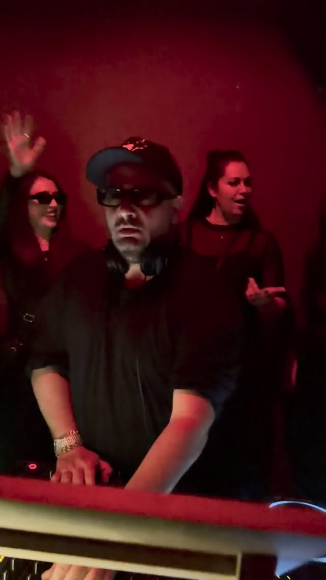 Video 2 from Vertigo