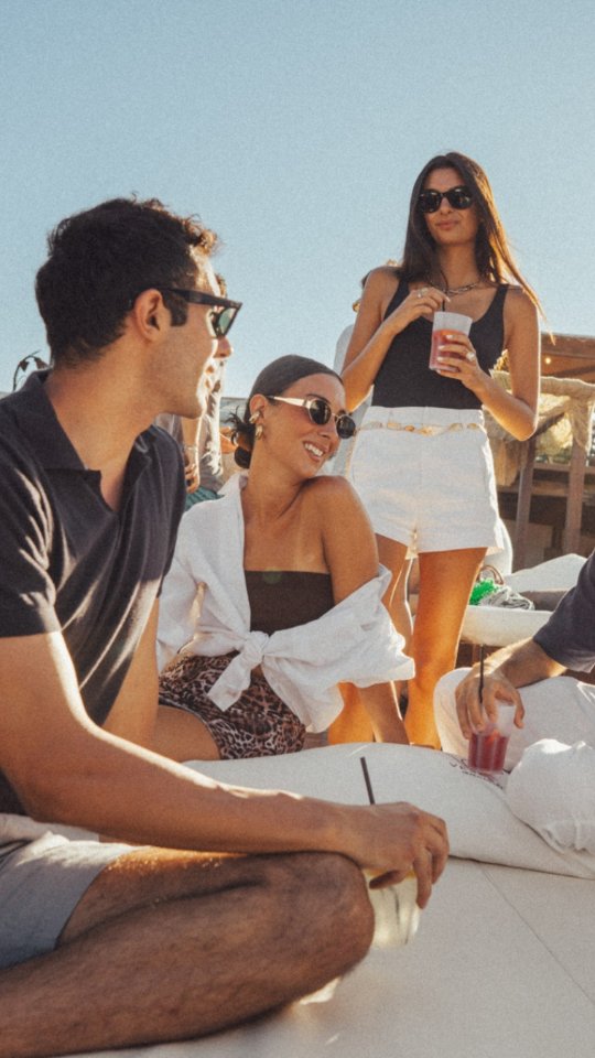Video 2 from Vesper Beach Club Bar